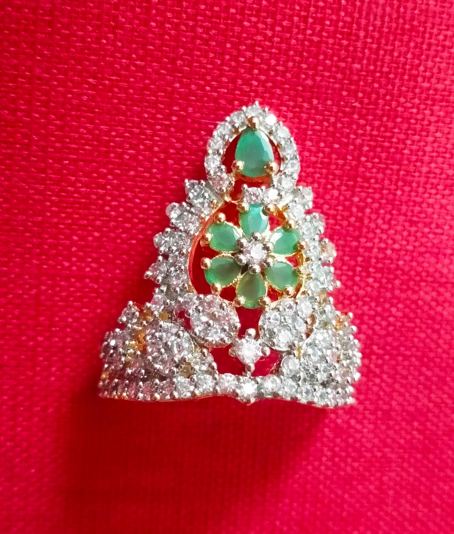 Beautiful flower artificial stone Mukut