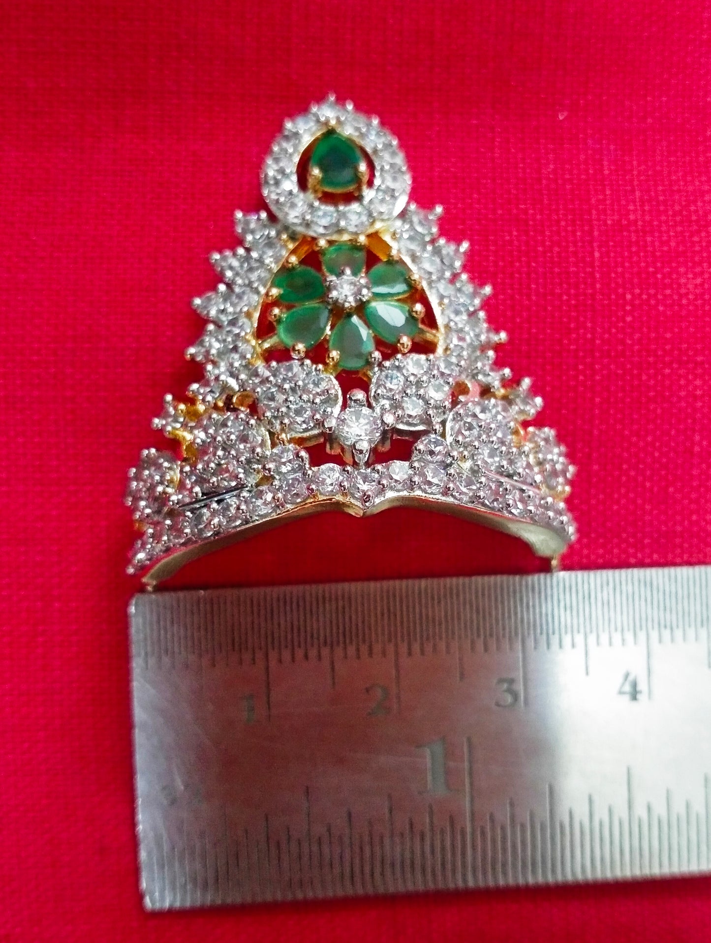 Beautiful flower artificial stone Mukut