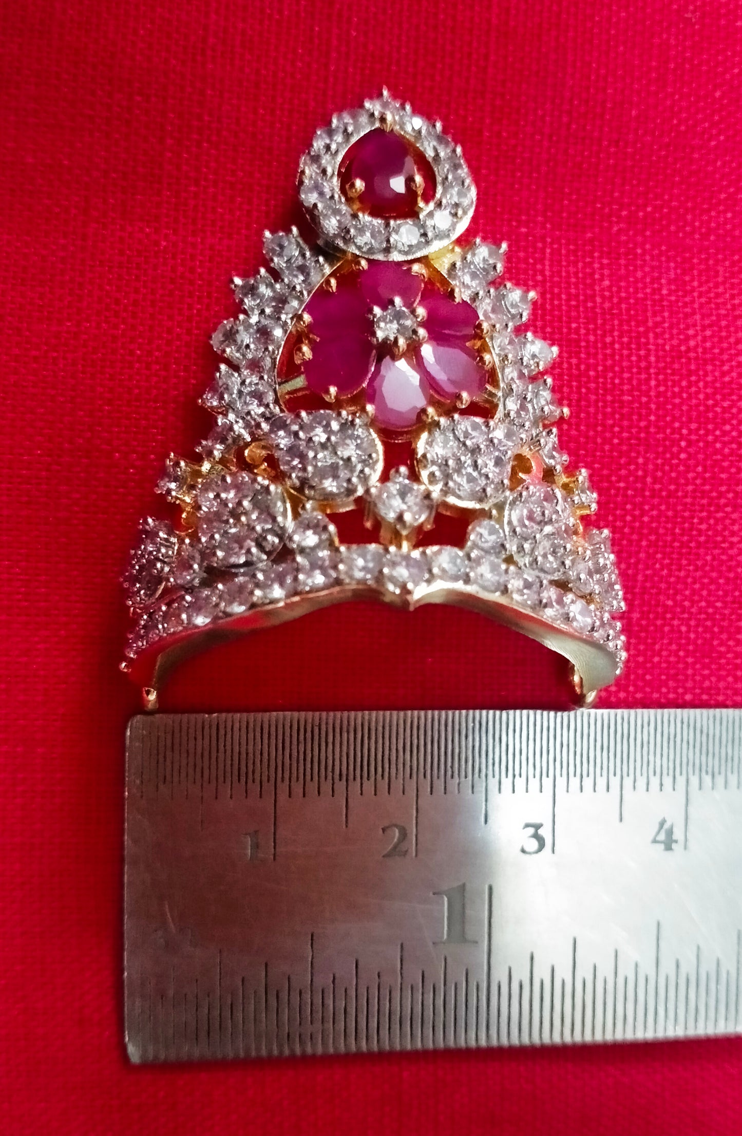 Beautiful flower artificial stone Mukut