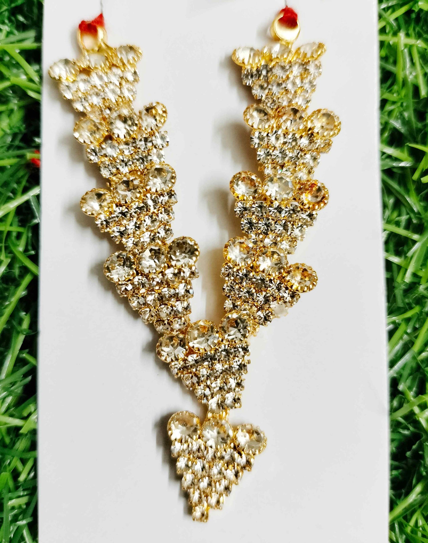 Stone Triangles Chain Mala – Elegant Deity Jewelry