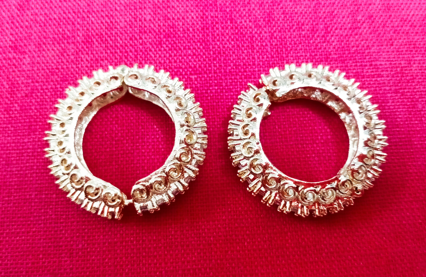 Alternate artificial stone with beautiful metal design kangan/ bangle