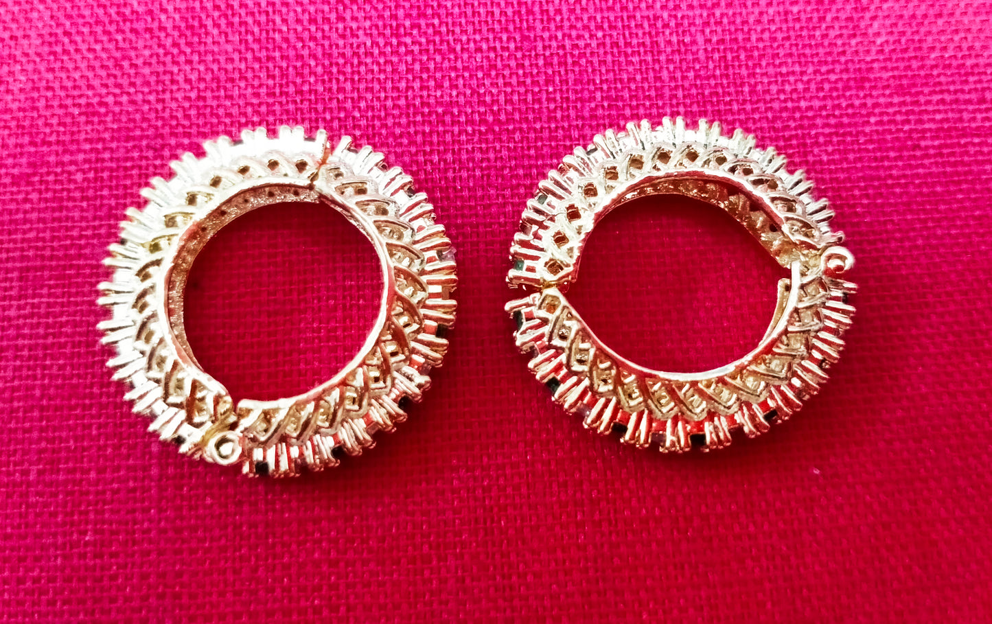 Alternate artificial stone with beautiful metal design kangan/ bangle