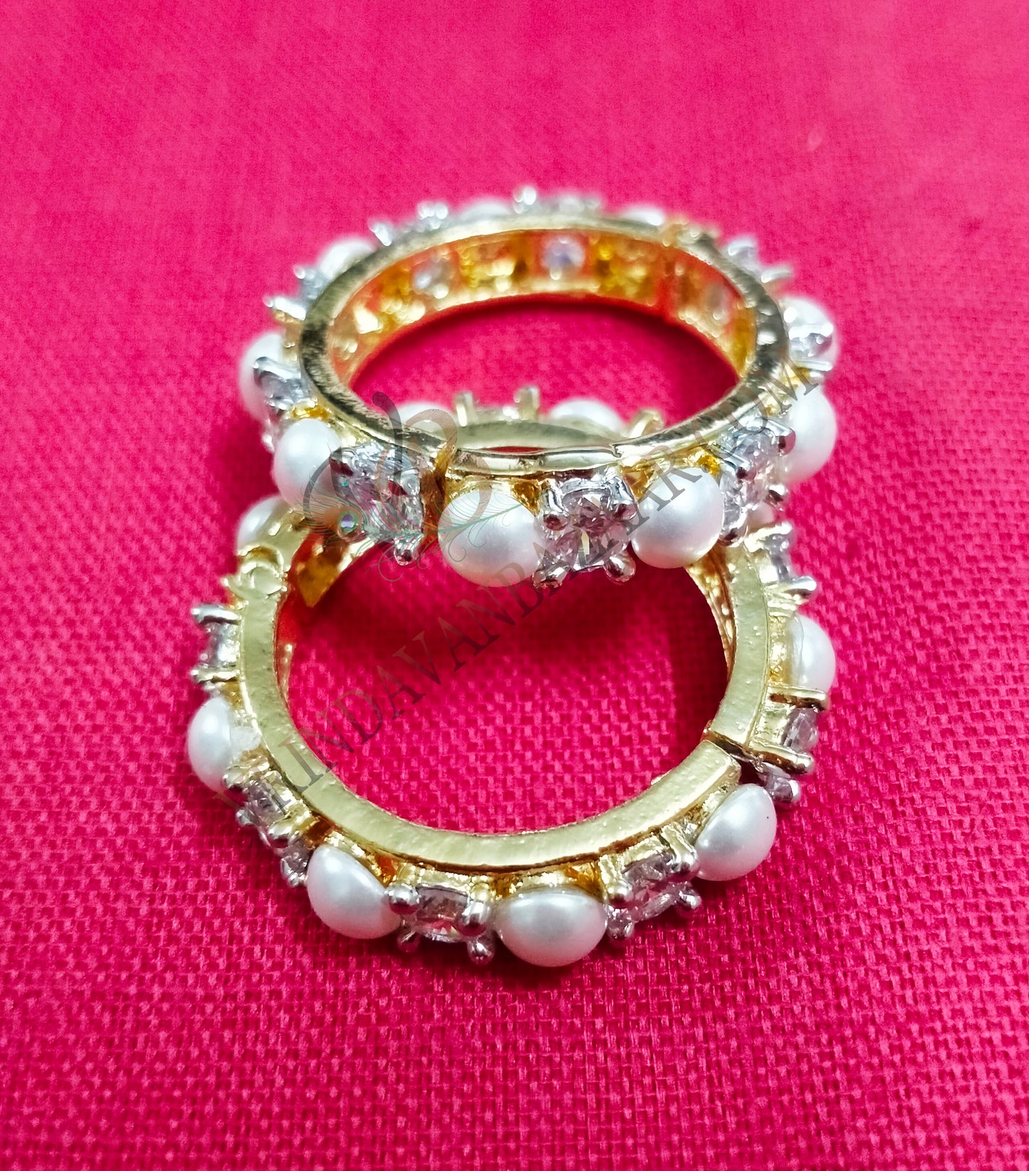 Pearl and artificial stone kangan/ bangle