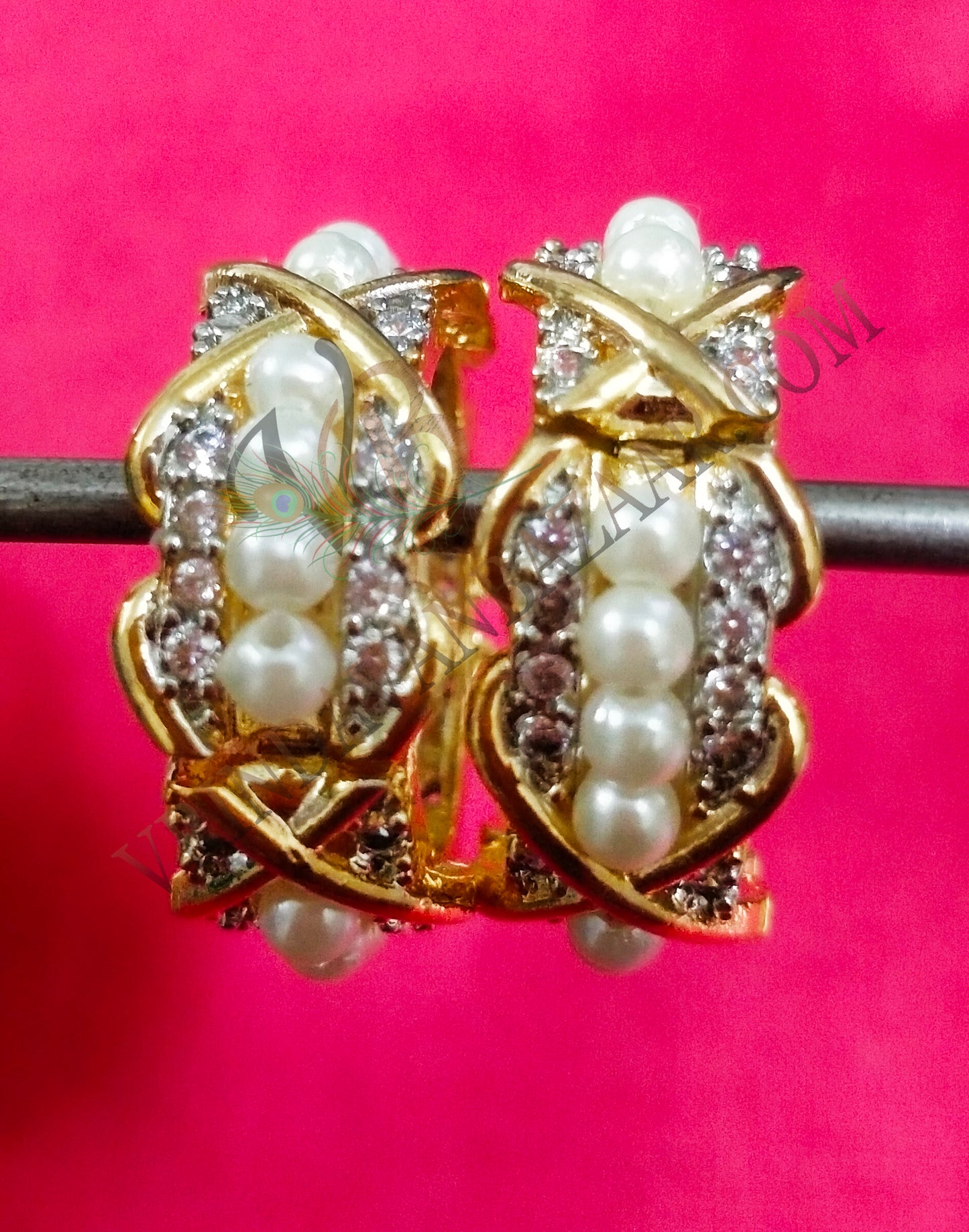 Pearl and artificial stone kangan/ bangle with cris cross