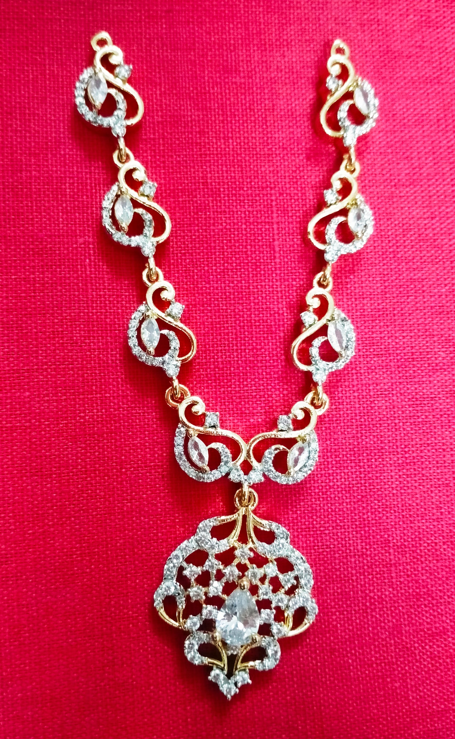 Flora Design Artificial Stone Mala – Deity Necklace