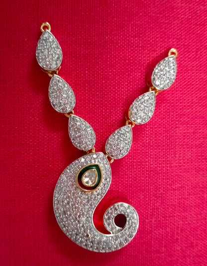 Paisley / mango motif pendant artificial stone mala/ necklace