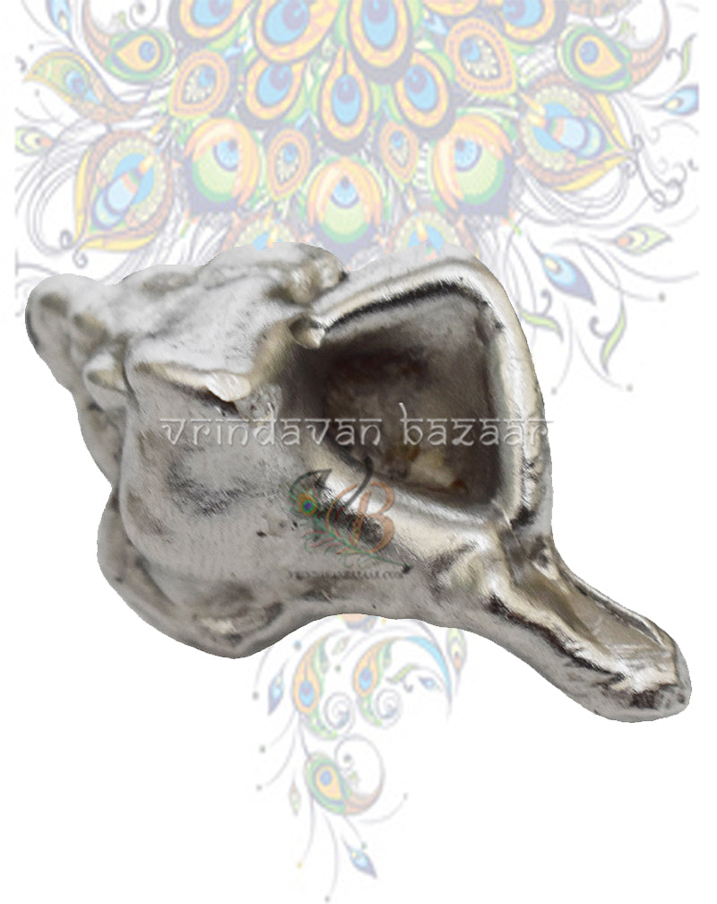 Conical conch shell made of mercury