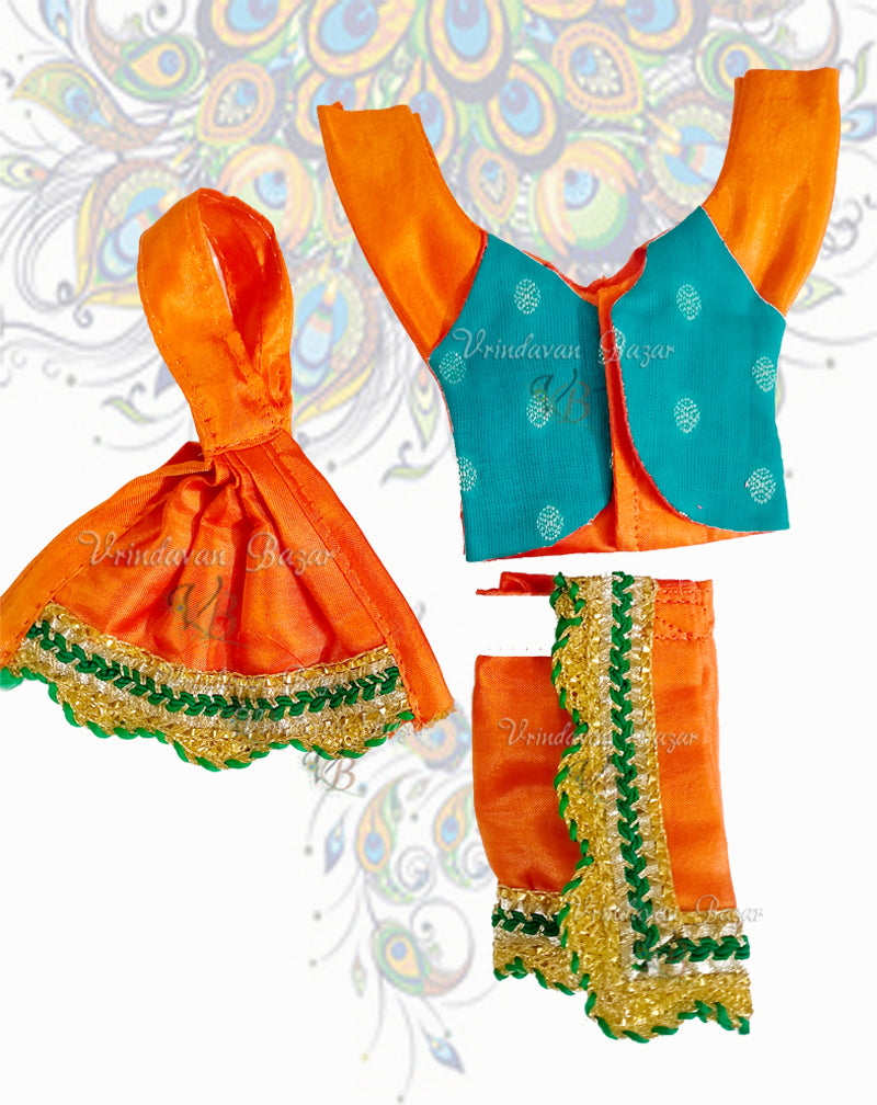 Simple Gaur Nitai dress with golden lace