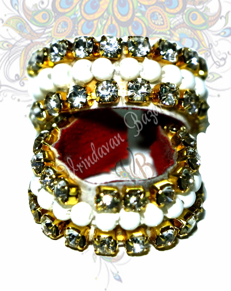 White beads with stone stone kangan