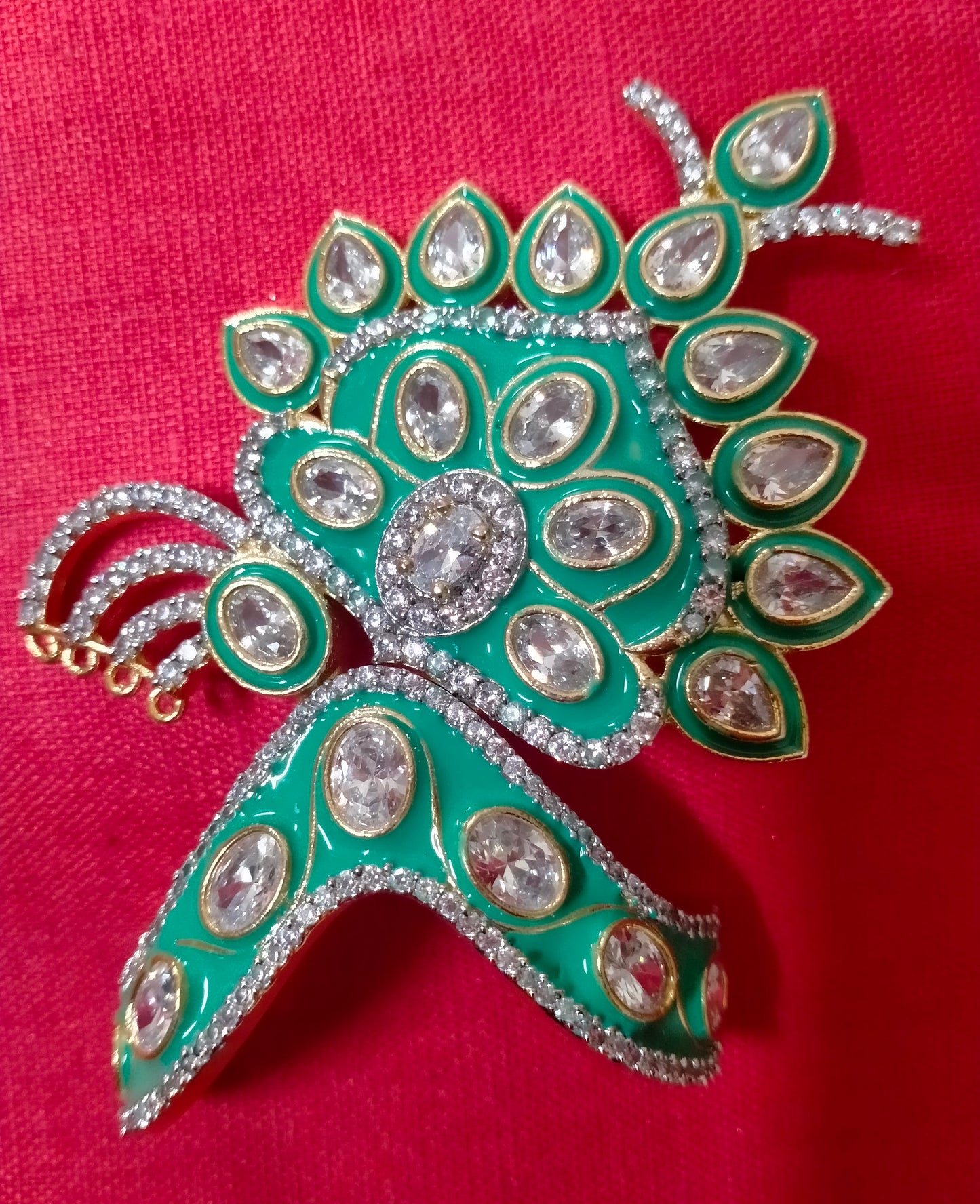 Kundan embellished artificial stone Mukut